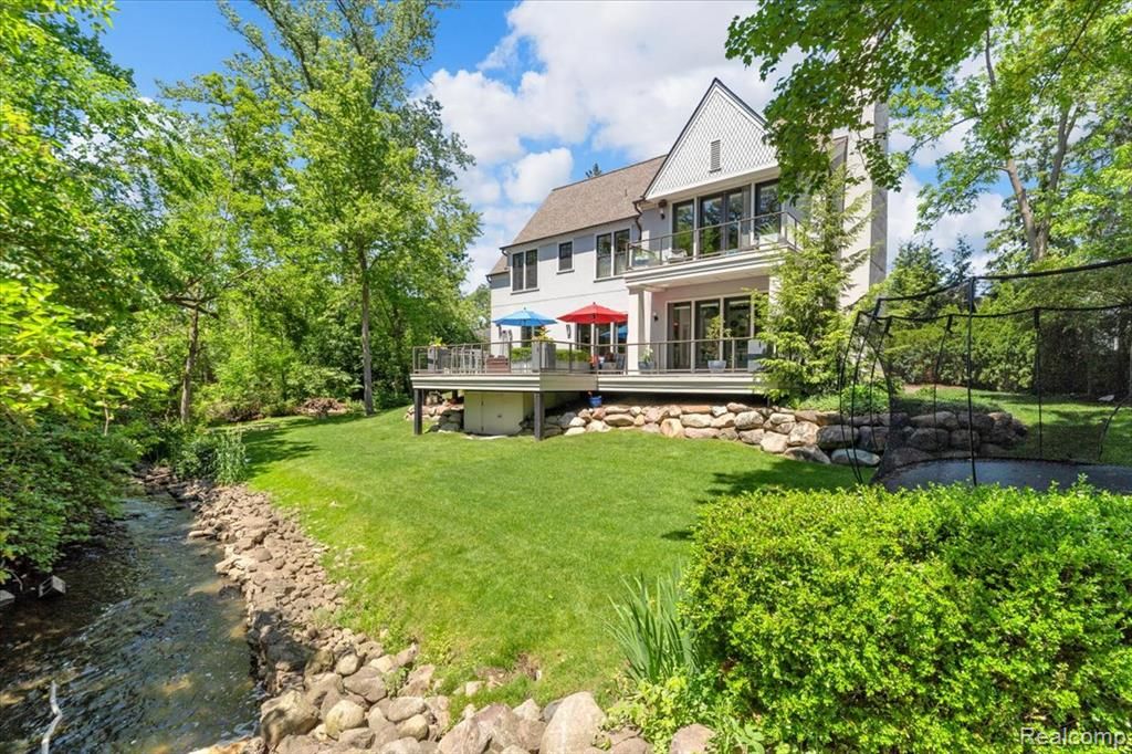 195 Baldwin Road, Birmingham, MI 48009