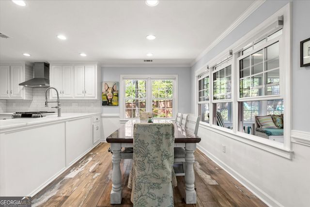 950 Laurel Springs Lane SW, Marietta, GA 30064