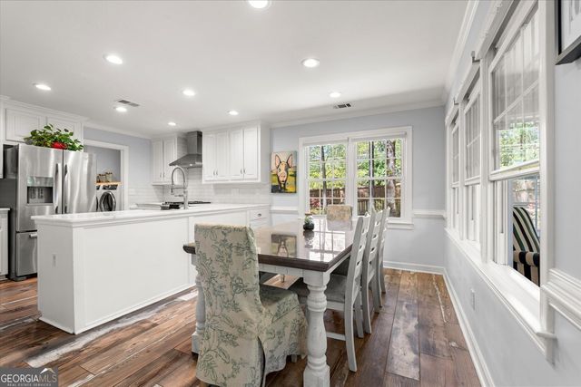 950 Laurel Springs Lane SW, Marietta, GA 30064