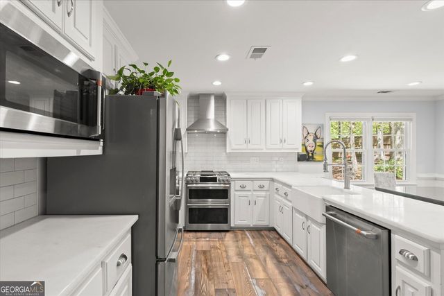 950 Laurel Springs Lane SW, Marietta, GA 30064