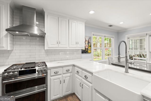 950 Laurel Springs Lane SW, Marietta, GA 30064