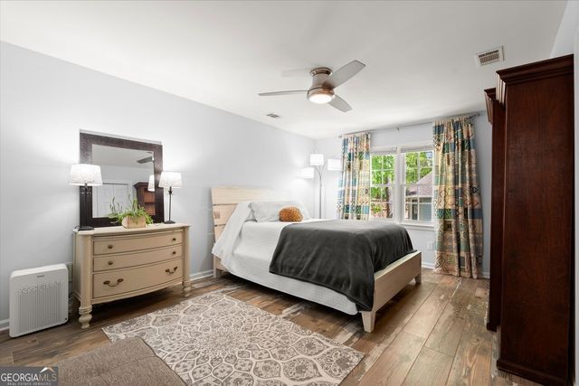 950 Laurel Springs Lane SW, Marietta, GA 30064