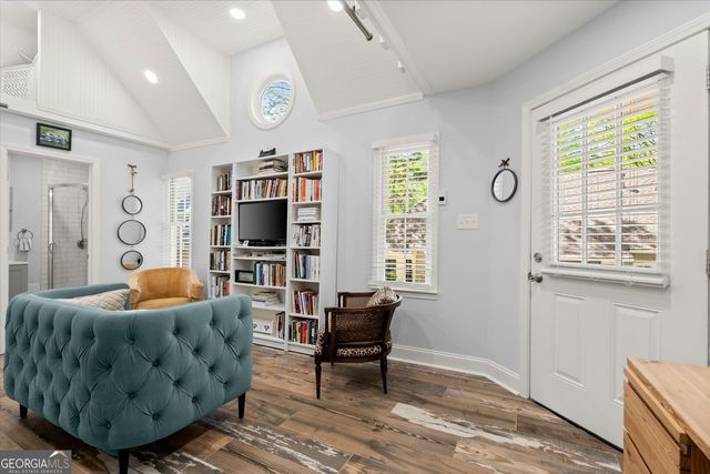 950 Laurel Springs Lane SW, Marietta, GA 30064