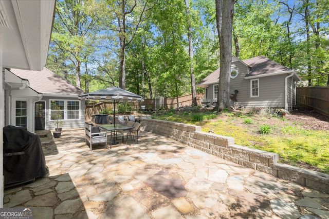 950 Laurel Springs Lane SW, Marietta, GA 30064