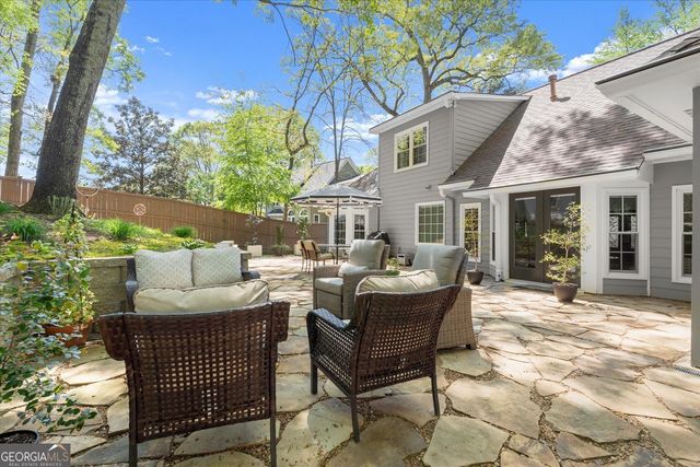 950 Laurel Springs Lane SW, Marietta, GA 30064