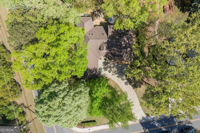 950 Laurel Springs Lane SW, Marietta, GA 30064