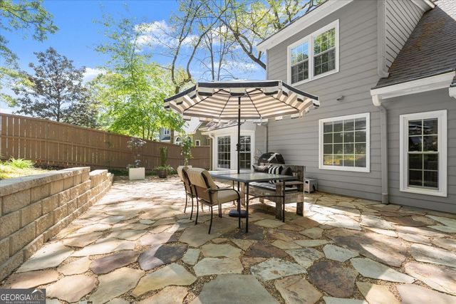 950 Laurel Springs Lane SW, Marietta, GA 30064