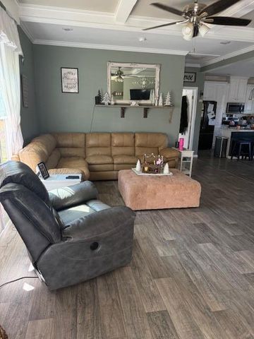 2351 Dreyfus Road, Waco, KY 40385