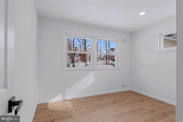 6602 IAN ST, Hyattsville, MD 20784