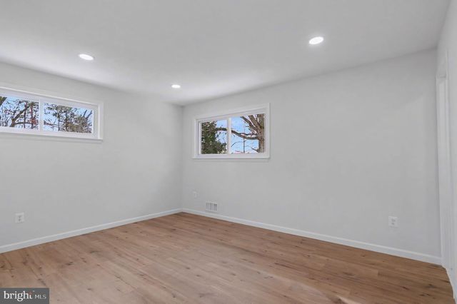 6602 IAN ST, Hyattsville, MD 20784