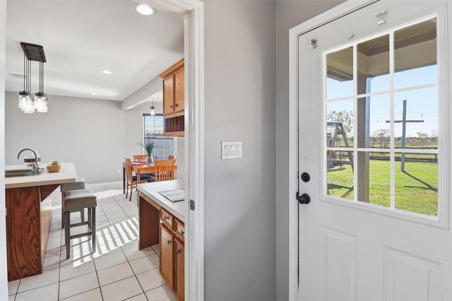 2159 Settlers Court Drive, Sealy, TX 77474