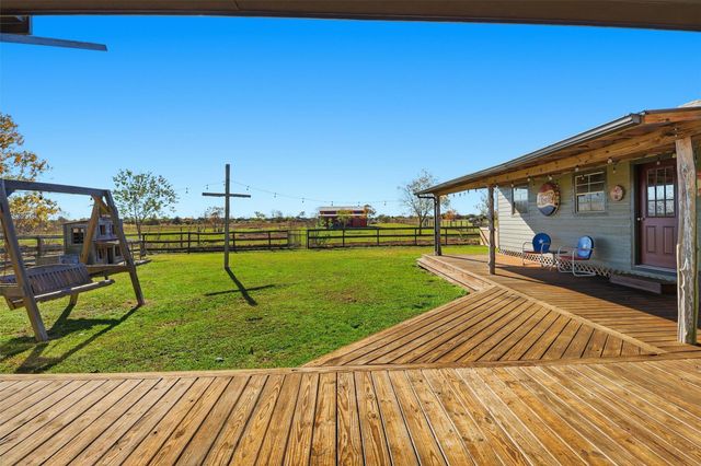 2159 Settlers Court Drive, Sealy, TX 77474