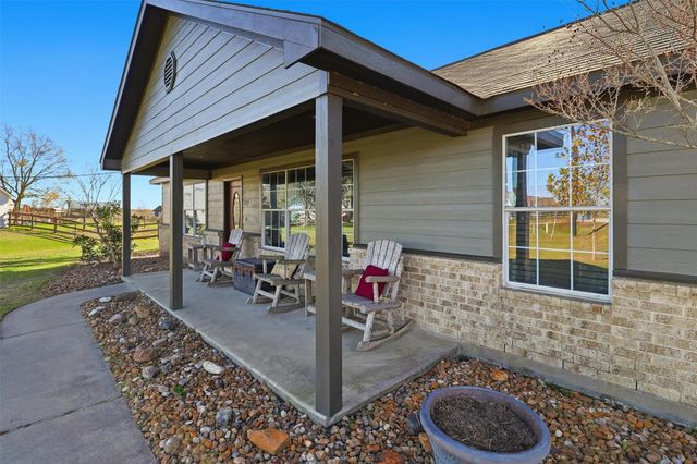 2159 Settlers Court Drive, Sealy, TX 77474