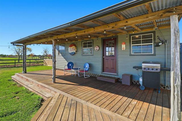 2159 Settlers Court Drive, Sealy, TX 77474