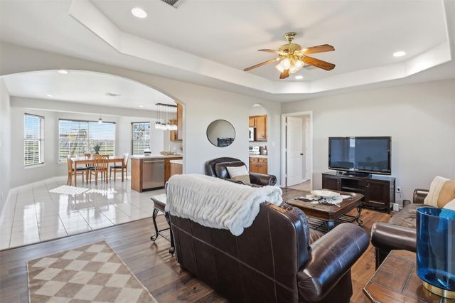 2159 Settlers Court Drive, Sealy, TX 77474