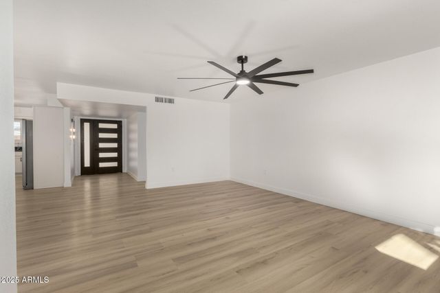 14211 N 103RD Avenue, Sun City, AZ 85351