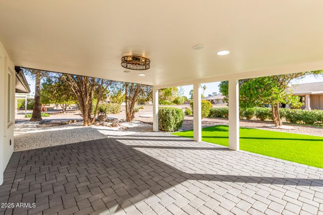 14211 N 103RD Avenue, Sun City, AZ 85351