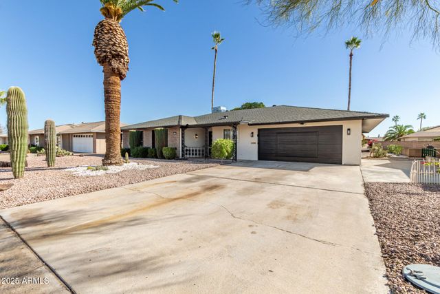 14211 N 103RD Avenue, Sun City, AZ 85351