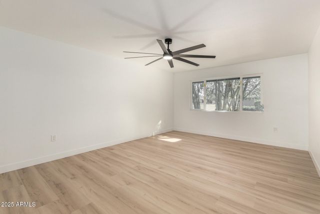 14211 N 103RD Avenue, Sun City, AZ 85351