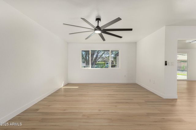 14211 N 103RD Avenue, Sun City, AZ 85351