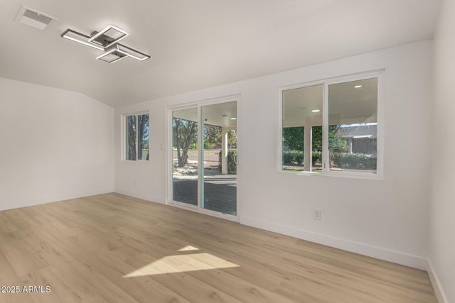 14211 N 103RD Avenue, Sun City, AZ 85351