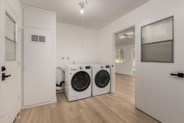 14211 N 103RD Avenue, Sun City, AZ 85351