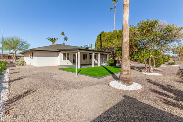 14211 N 103RD Avenue, Sun City, AZ 85351