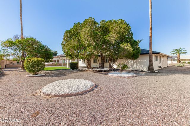 14211 N 103RD Avenue, Sun City, AZ 85351