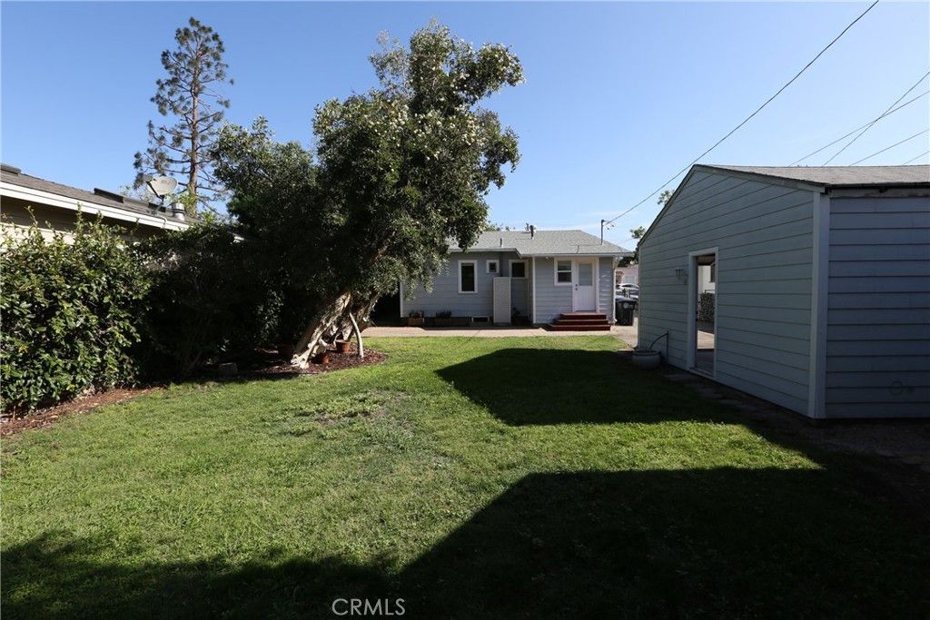 Image 23 of property listing at 436 W Elk Avenue, Glendale, CA 91204
