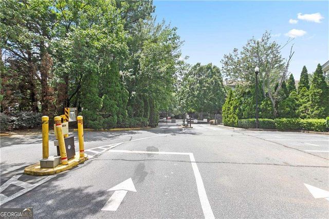 2700 Pine Tree Road NE 2303, Atlanta, GA 30324