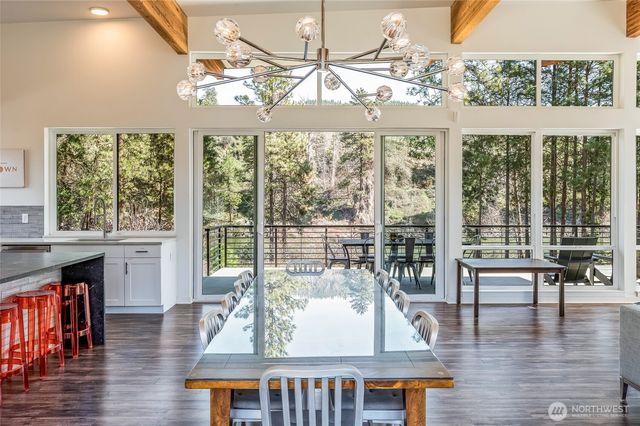 9275 Lone Pine Orchards Road, Leavenworth, WA 98826