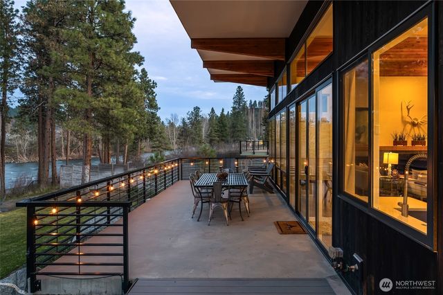 9275 Lone Pine Orchards Road, Leavenworth, WA 98826