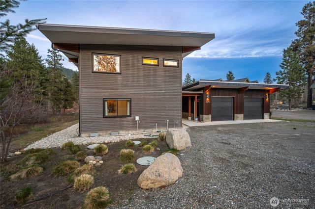 9275 Lone Pine Orchards Road, Leavenworth, WA 98826