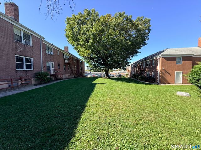 1076 East Main Street 1, Stamford, CT 06902