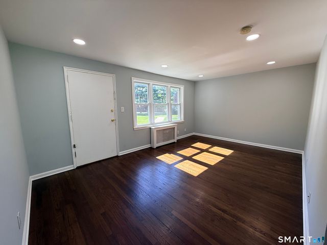 1076 East Main Street 1, Stamford, CT 06902