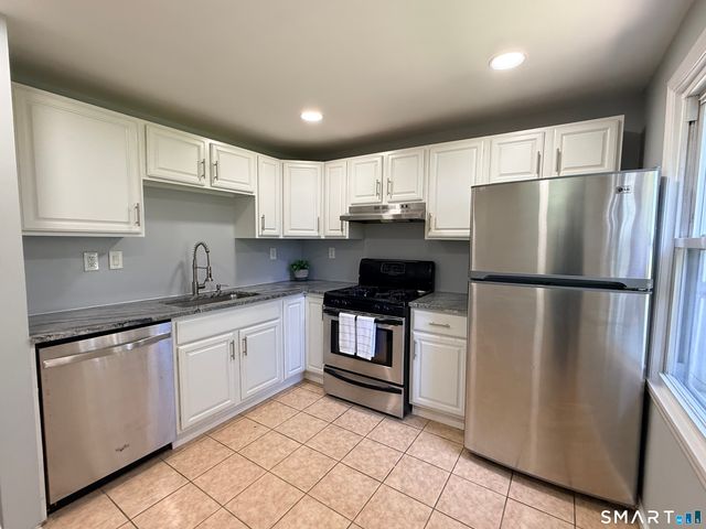 1076 East Main Street 1, Stamford, CT 06902