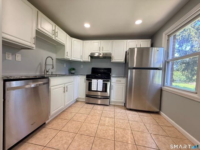 1076 East Main Street 1, Stamford, CT 06902
