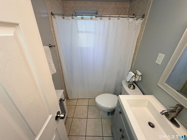 1076 East Main Street 1, Stamford, CT 06902