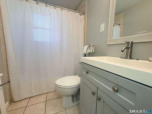 1076 East Main Street 1, Stamford, CT 06902