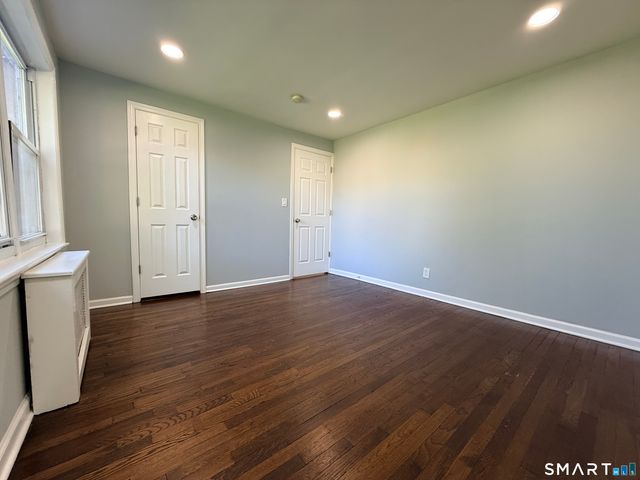 1076 East Main Street 1, Stamford, CT 06902