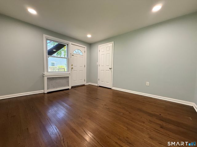 1076 East Main Street 1, Stamford, CT 06902