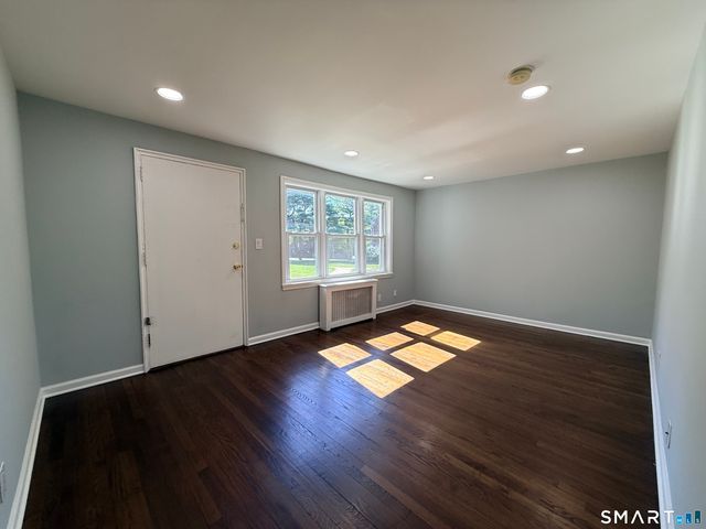 1076 East Main Street 1, Stamford, CT 06902