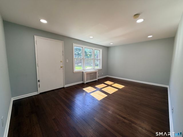 1076 East Main Street 1, Stamford, CT 06902