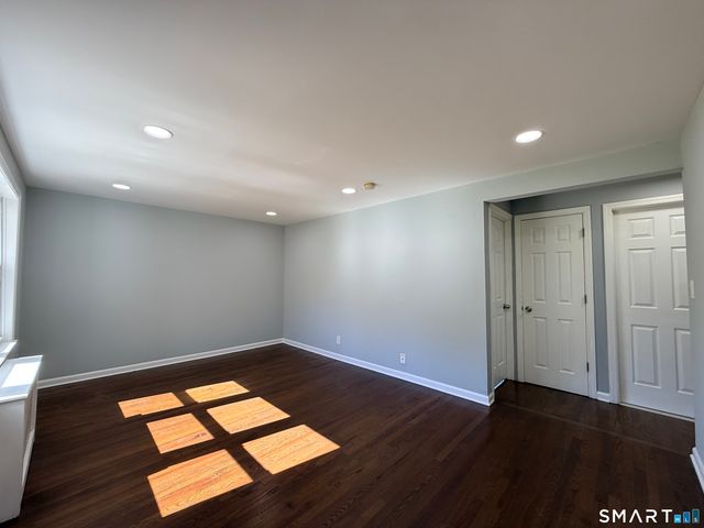 1076 East Main Street 1, Stamford, CT 06902