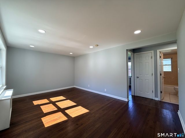 1076 East Main Street 1, Stamford, CT 06902