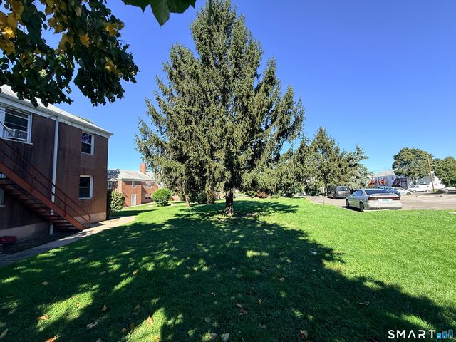 1076 East Main Street 1, Stamford, CT 06902