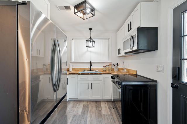 2101 Atlas Street, North Charleston, SC 29405