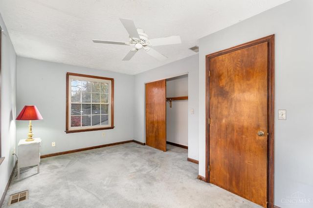 146 Overcliff Road, Cincinnati, OH 45233