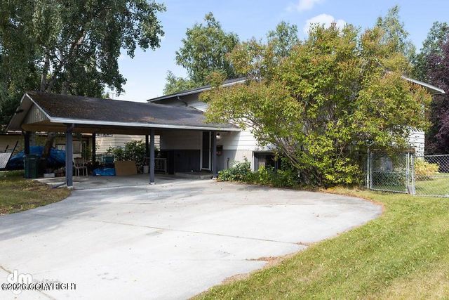 7121 Chester Court, Anchorage, AK 99504