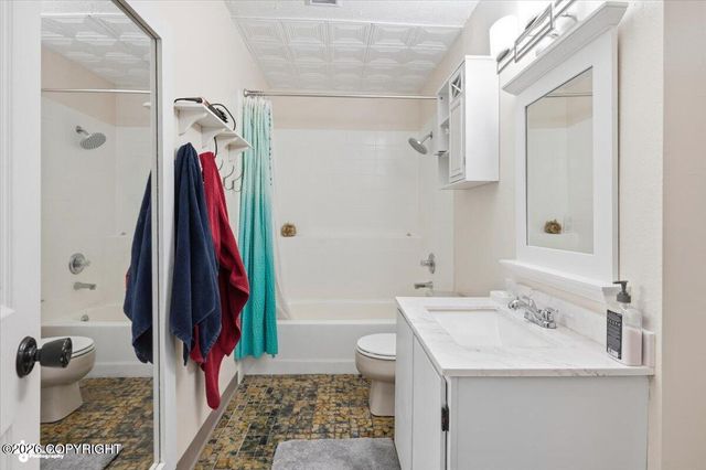 7121 Chester Court, Anchorage, AK 99504